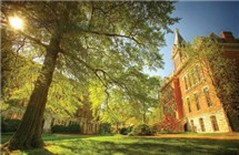 英國大學專業匯總 排名低依然有優勢